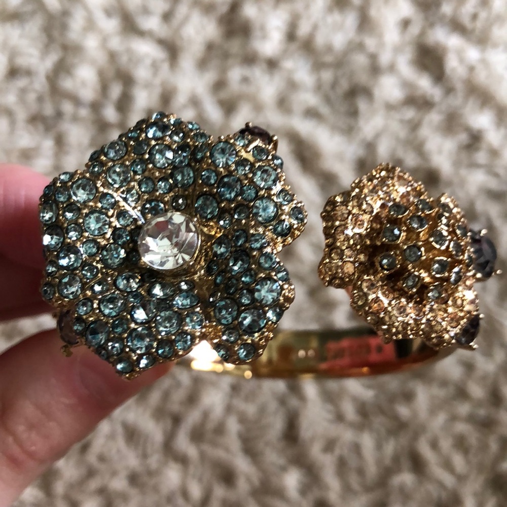 Ann Taylor Flower Bracelet